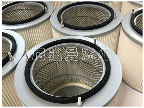 �ݽz�U���Ƴ��m�Vо011